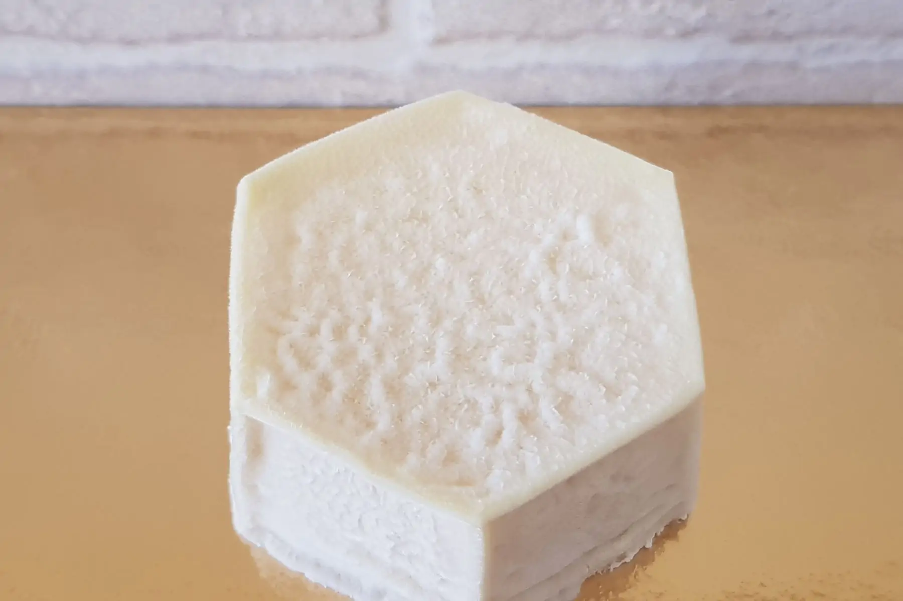 2 s "légèrement affiné" chèvre hexagone