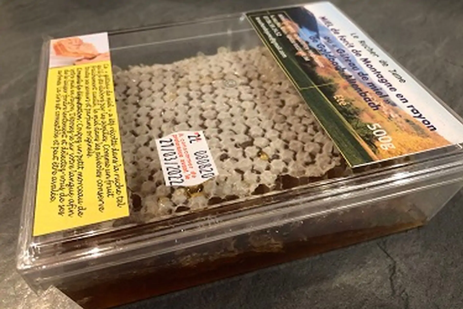 miel de forêt de montagne en rayon ou "gâteau de miel"- goldbach-altenbach-500g