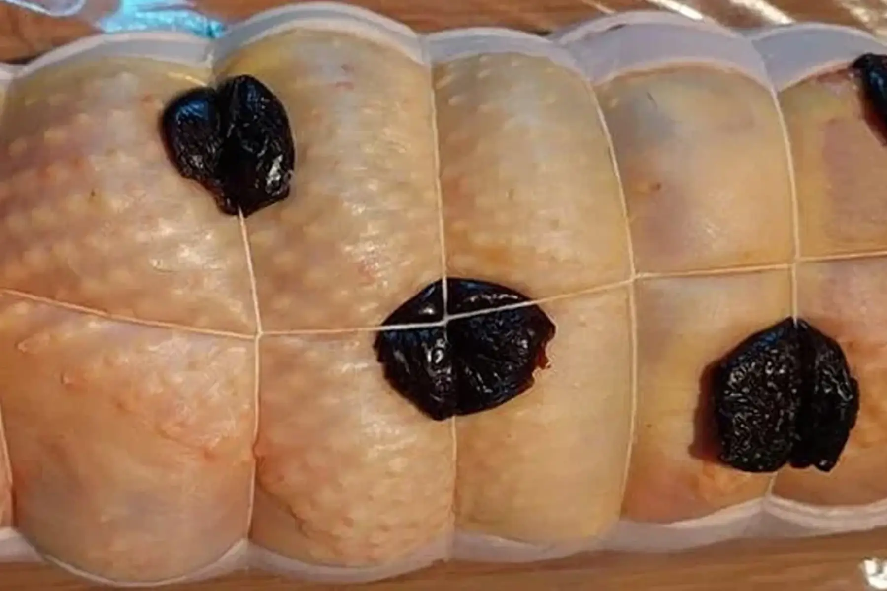 Rôti de Poulet Bio aux prunneaux