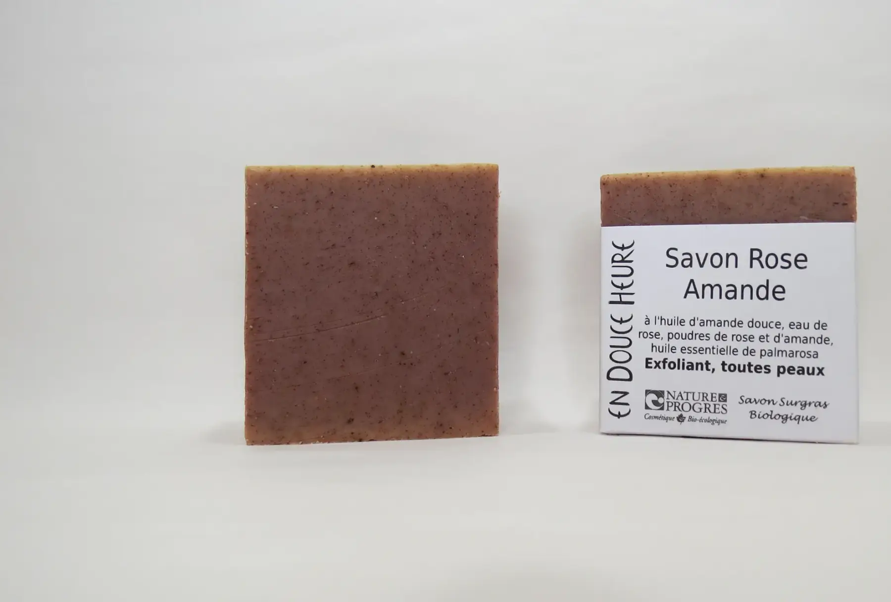 Savon ROSE AMANDE - Exfoliant Visage et Corps - 100g
