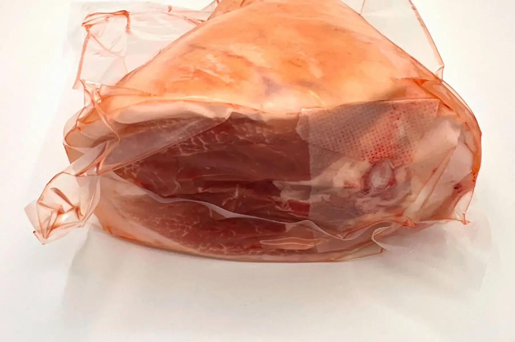 jarret arrière avec os - 9,90€/kg - environ 2,5kg