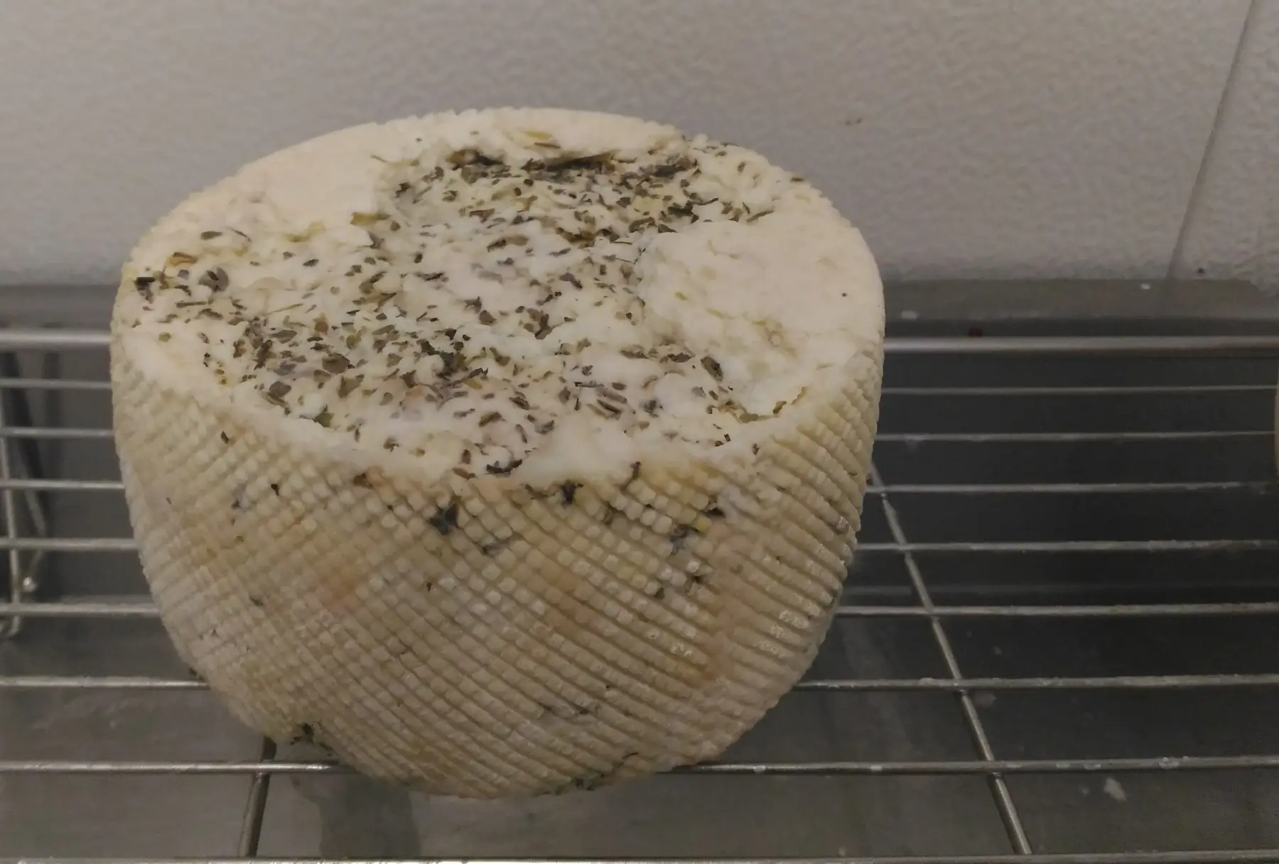 tomme aux herbes de provence