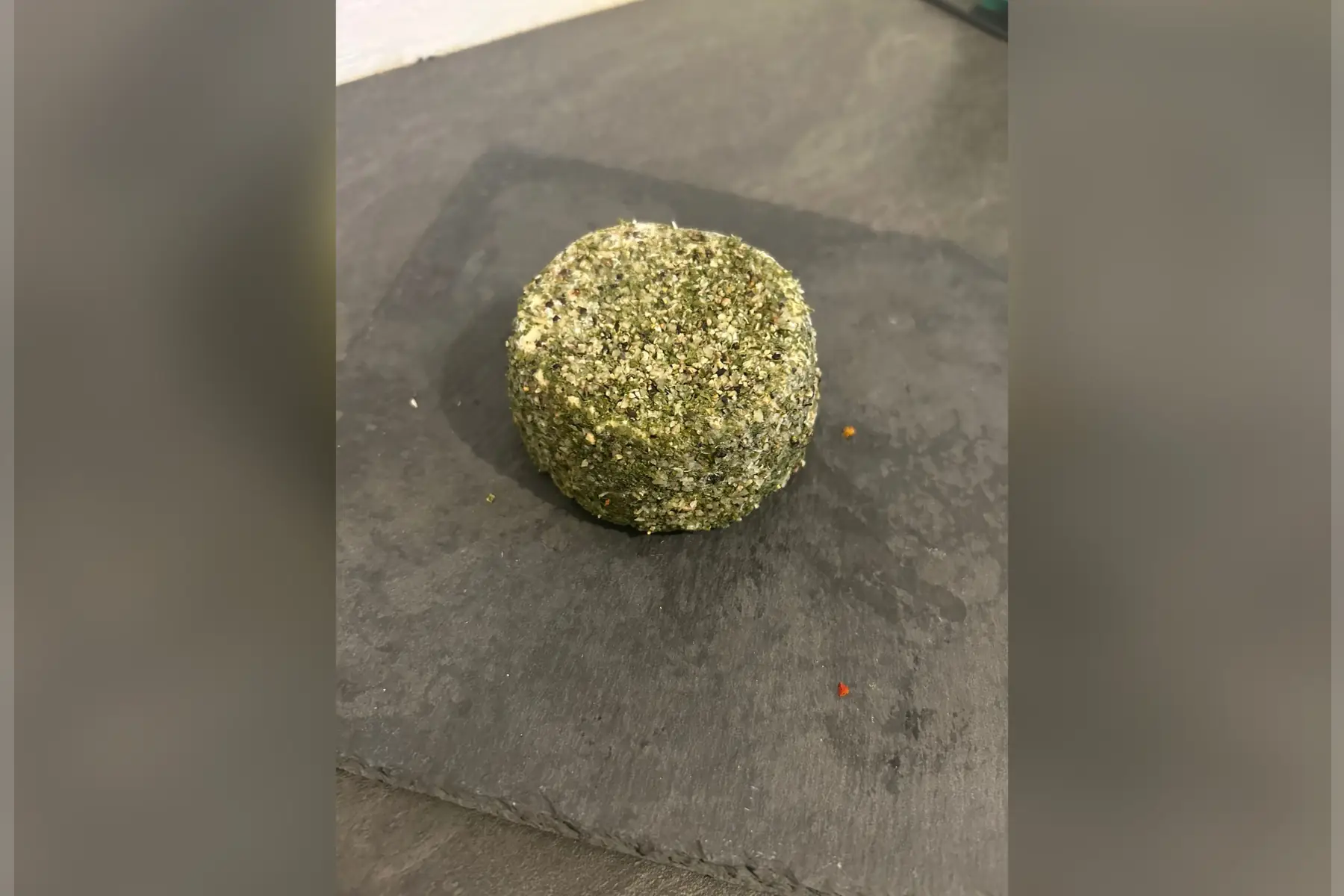 crottin de chèvre aromatisé ail et fines herbes