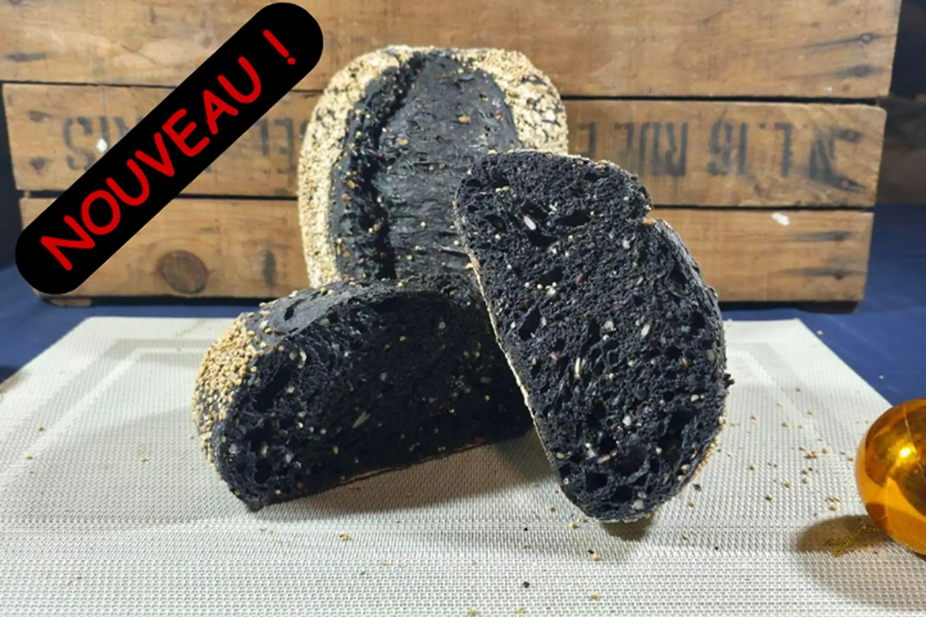 Pain aux graines et Charbon végétal (Pain du moment) 500g