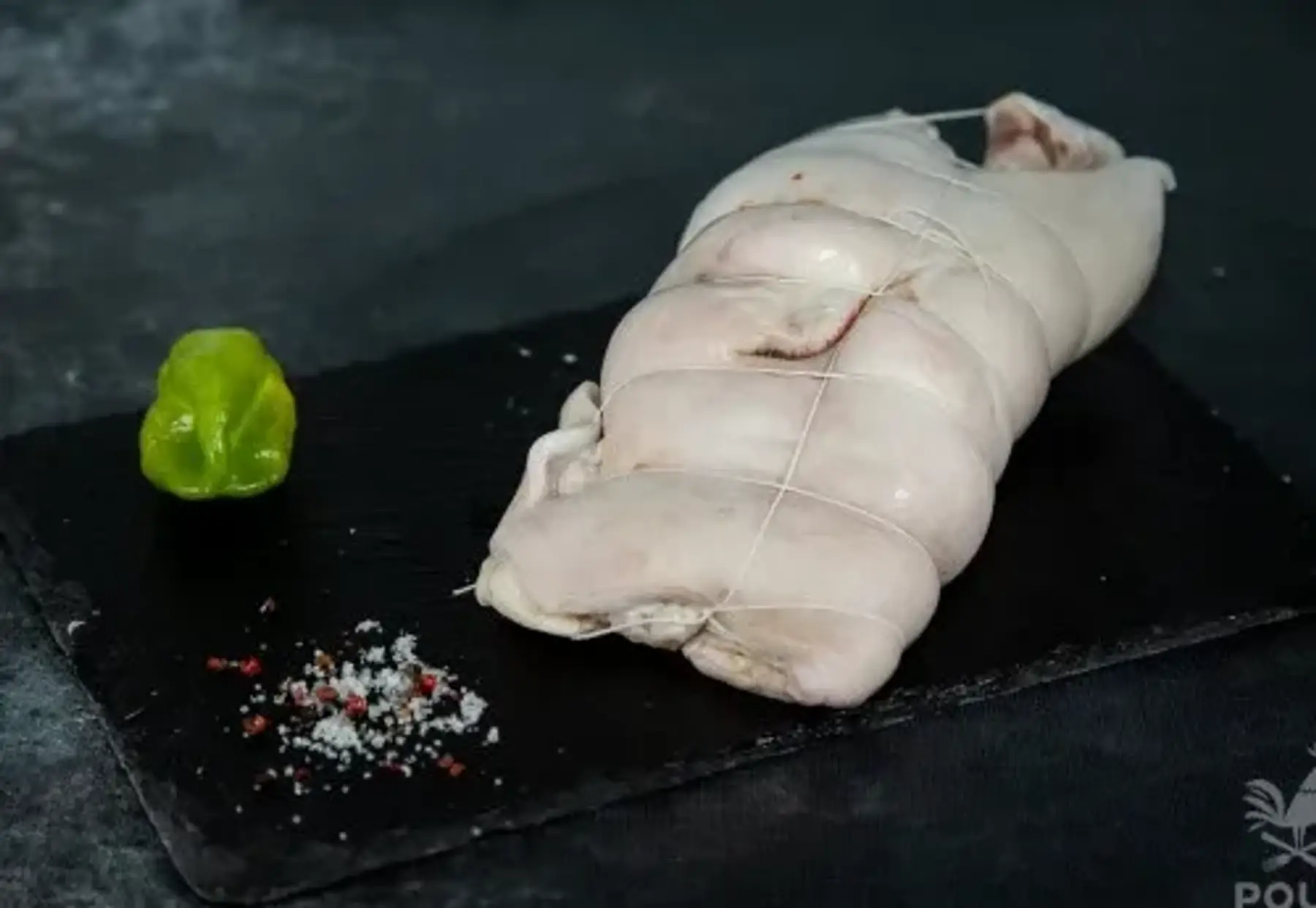 1/4 tête de veau de lait bio roulée, sous vide