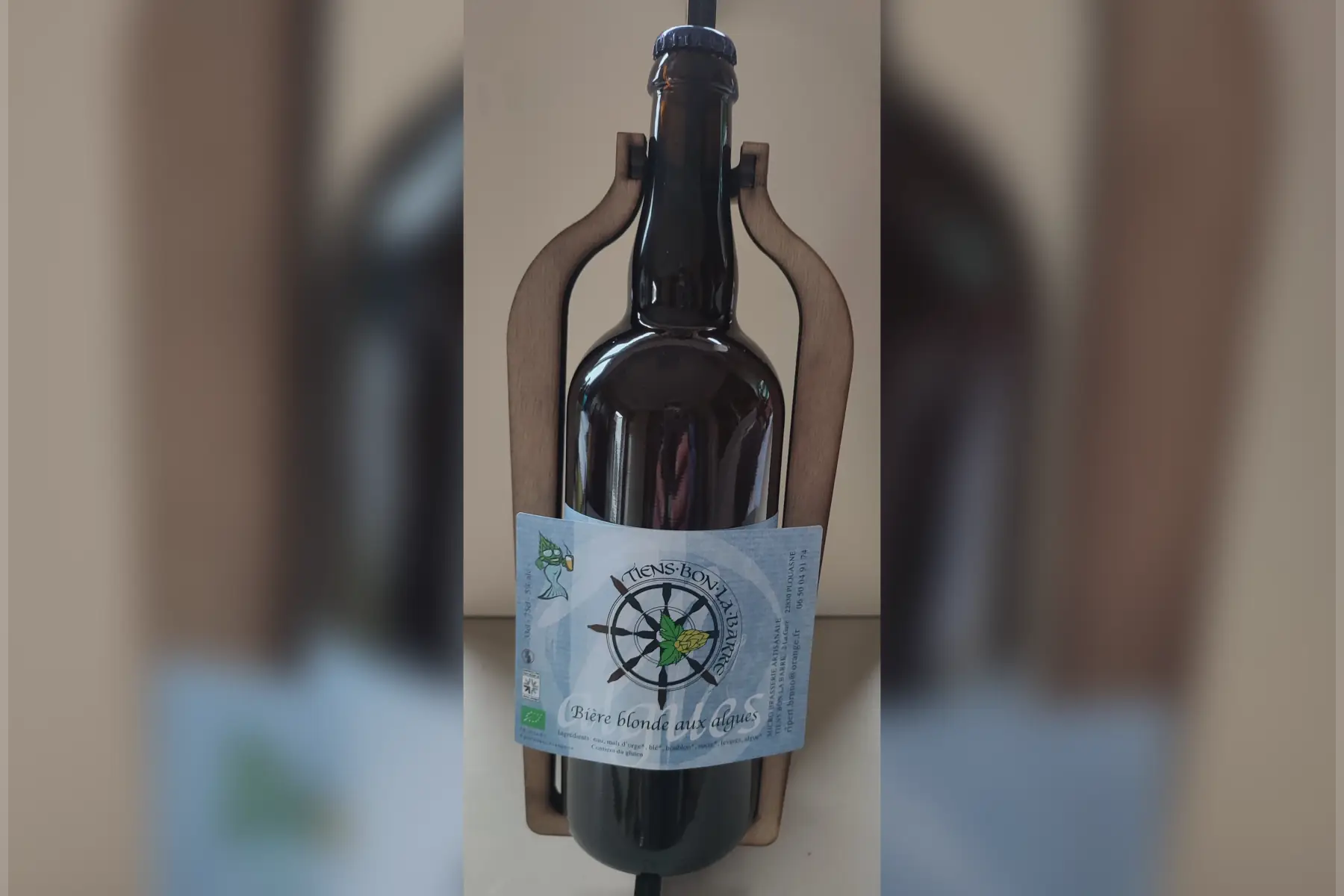 Bière blonde aux algues