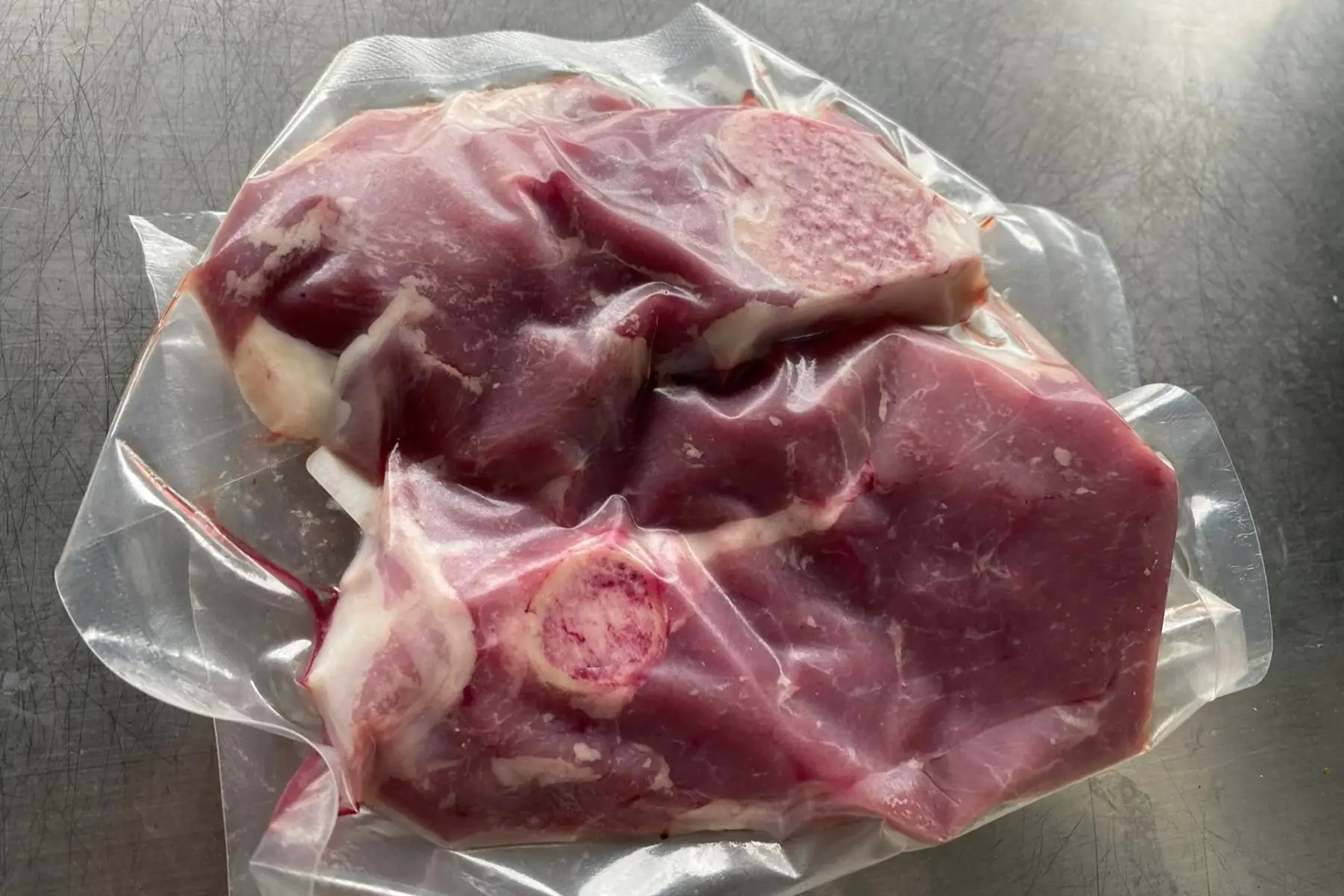 2 tranches de gigot d'agneau