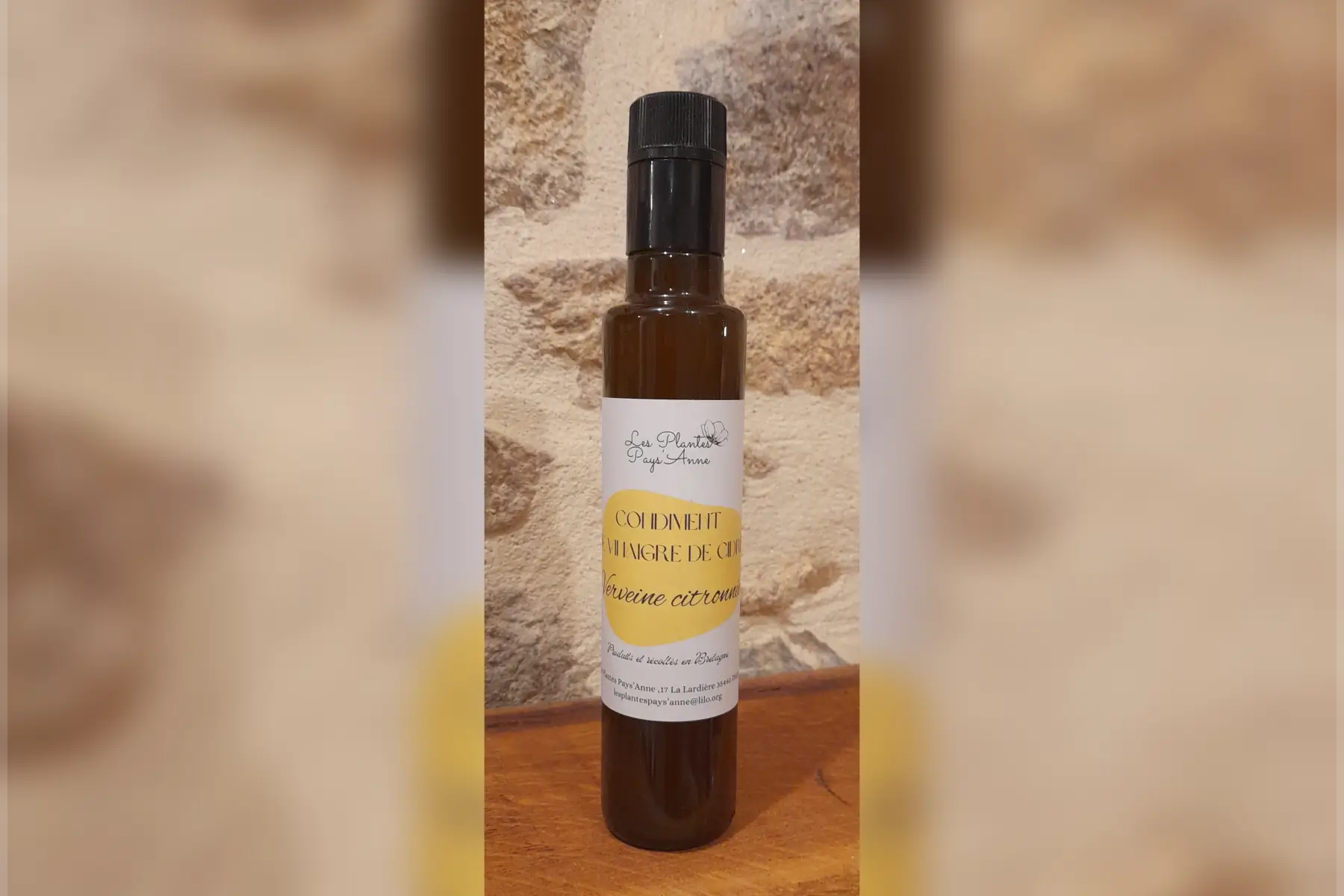 Condiment de vinaigre de cidre à la verveine citronnée