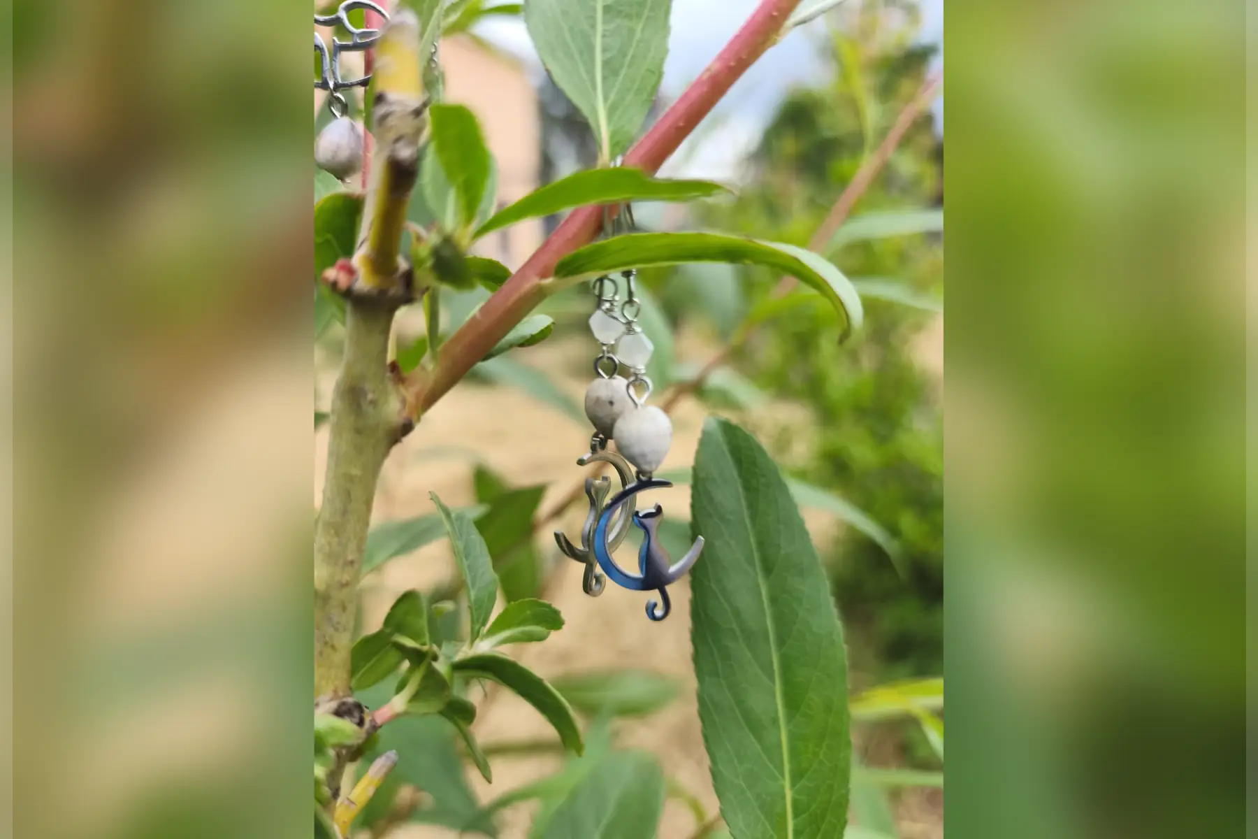 Boucles d’oreilles chaton blanc