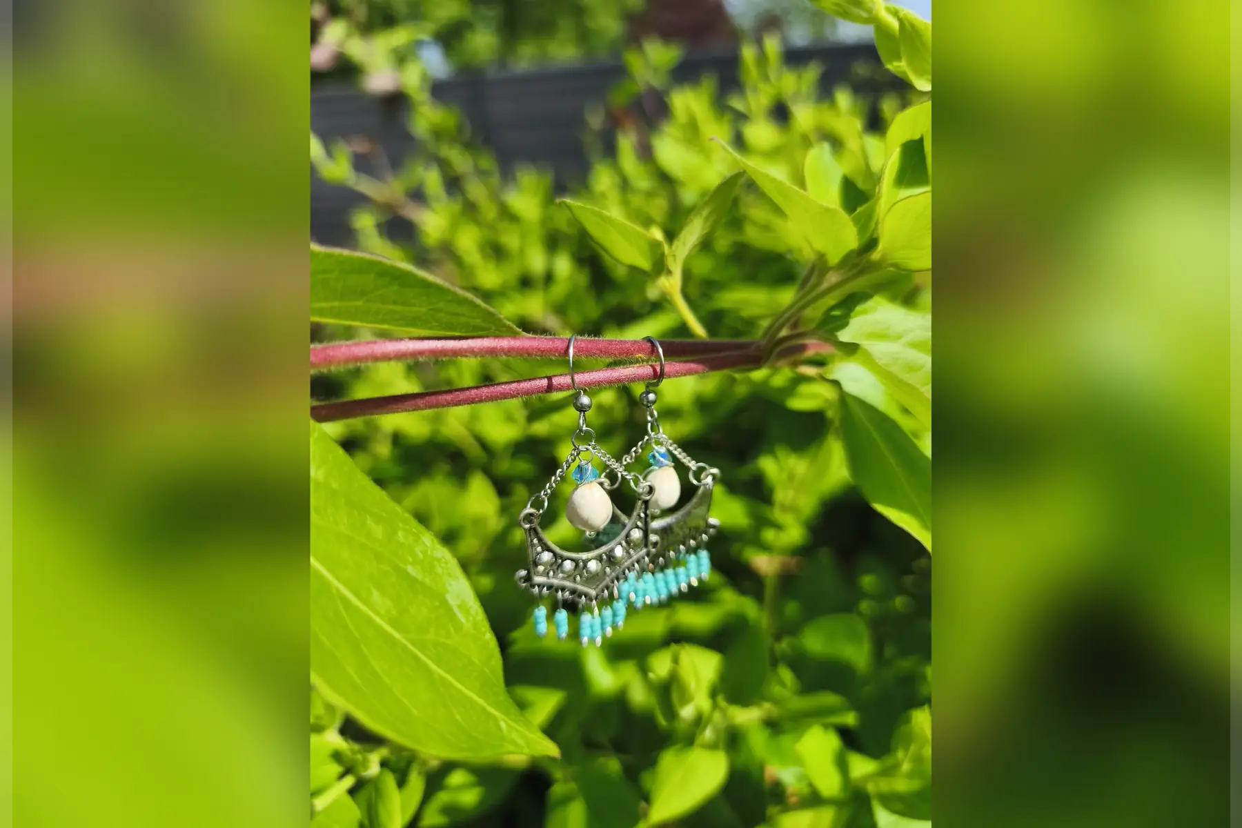 Boucles d’oreilles style indienne perles bleues turquoises