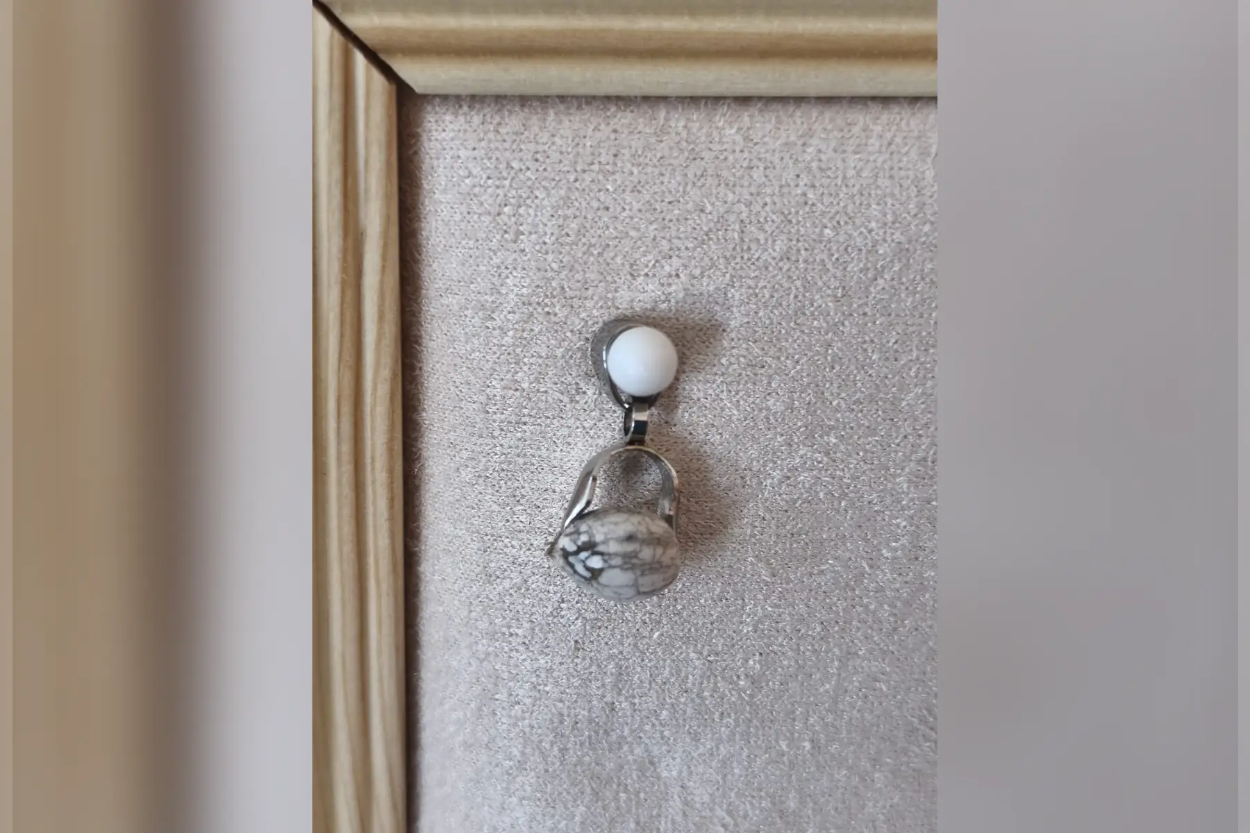 Pendentif simple Larme de Job Argenté AVEC Chaîne acier inoxydable argenté